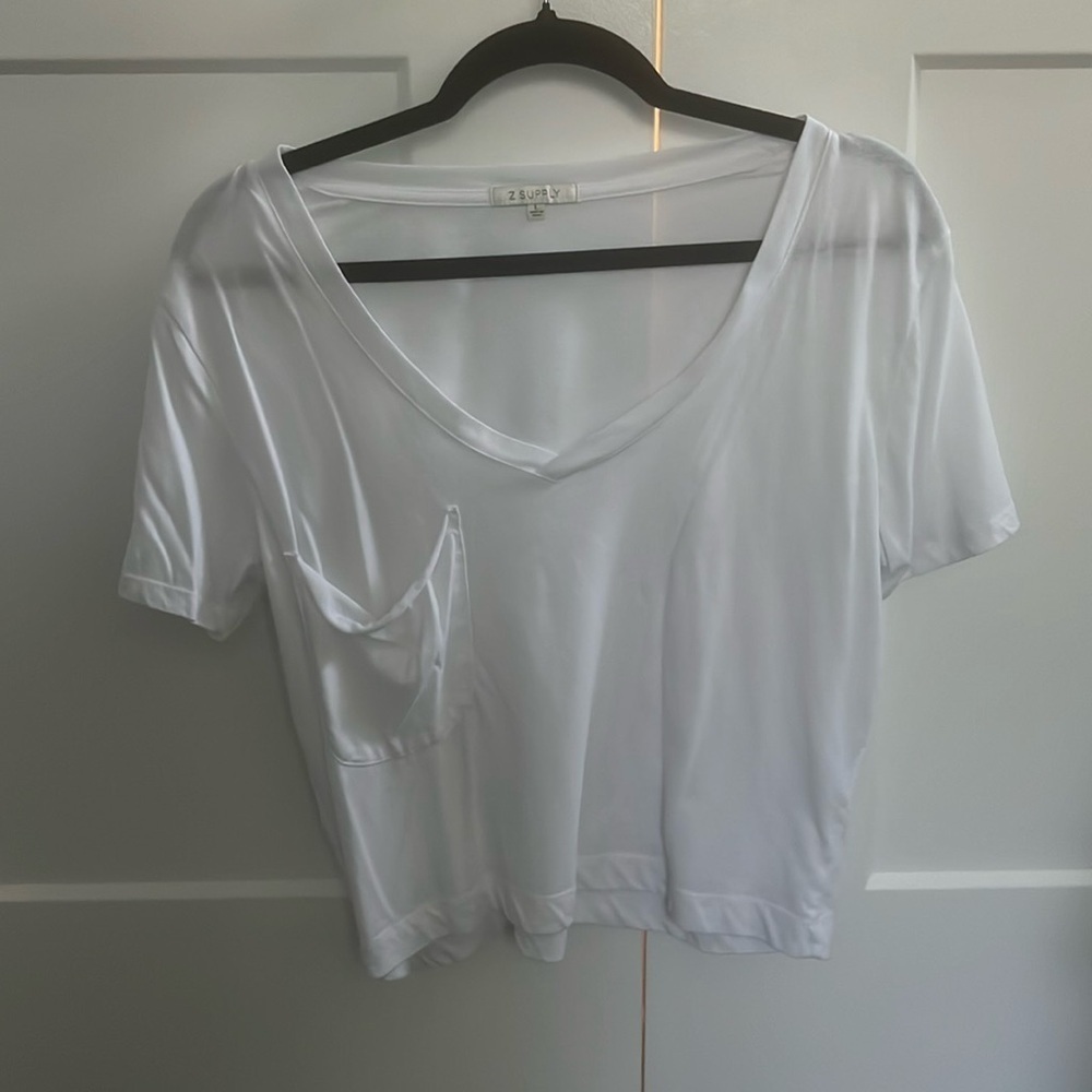Cute loose casual white t-shirt